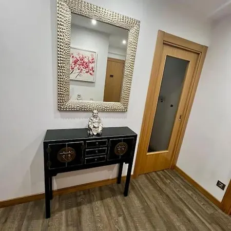 Centrico Con Terraza Ebi02919 アパート *